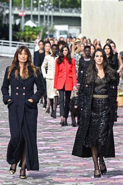 chanel couture fashion show|Chanel winter 2024.